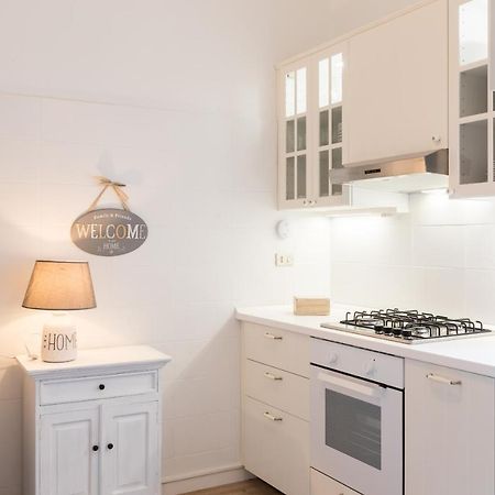 Via Frattina Love Apartment Рим Екстер'єр фото