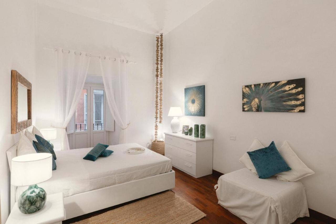 Via Frattina Love Apartment Рим Екстер'єр фото