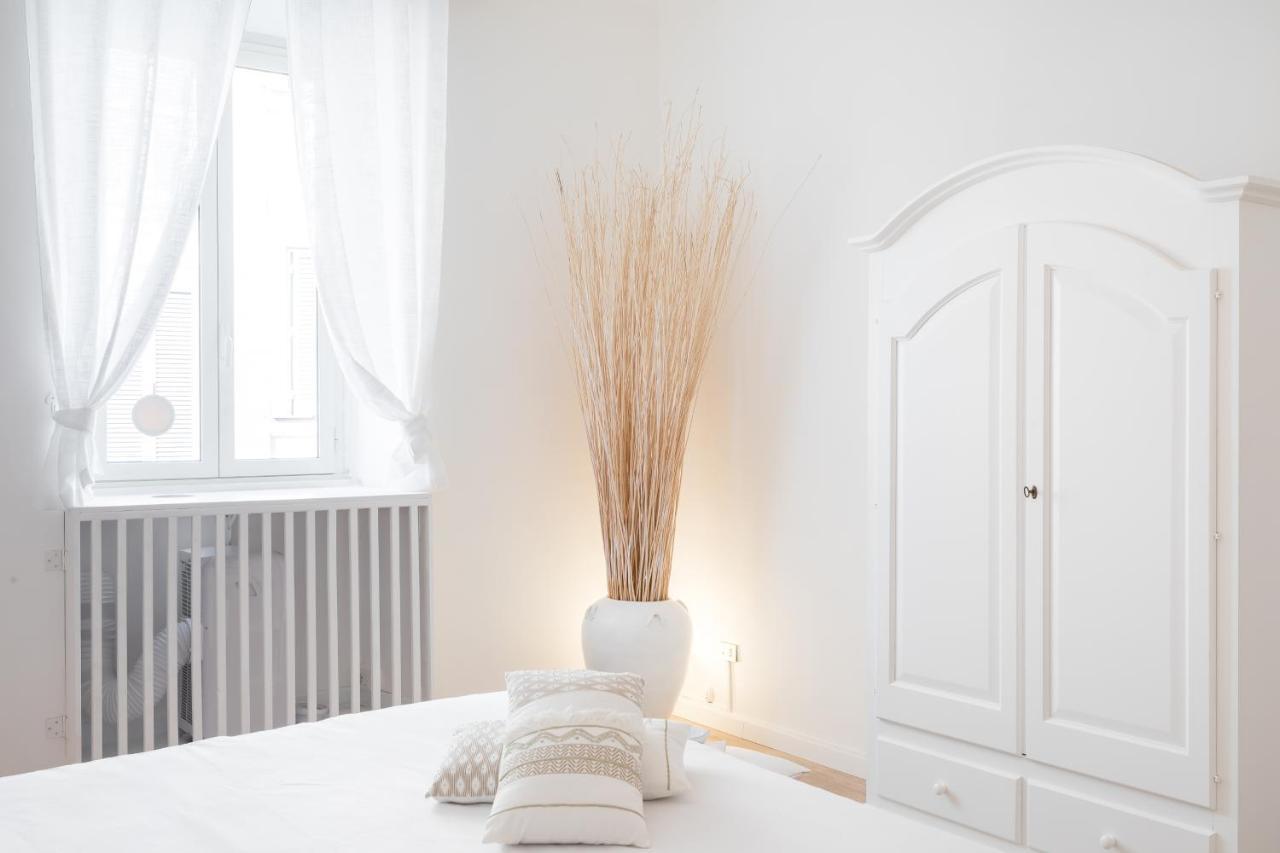 Via Frattina Love Apartment Рим Екстер'єр фото