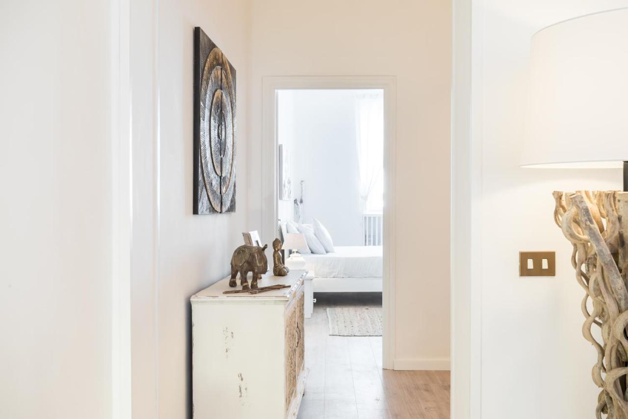Via Frattina Love Apartment Рим Екстер'єр фото
